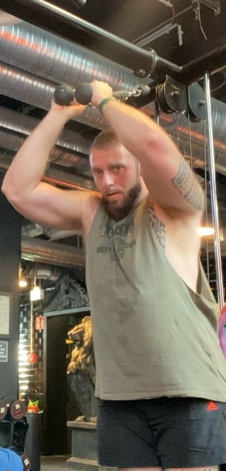 Foto desnuda filtrada de OnlyFans de Beefybullp