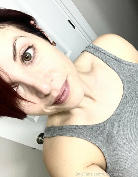 Foto desnuda filtrada de OnlyFans de Unconstrainedbyu