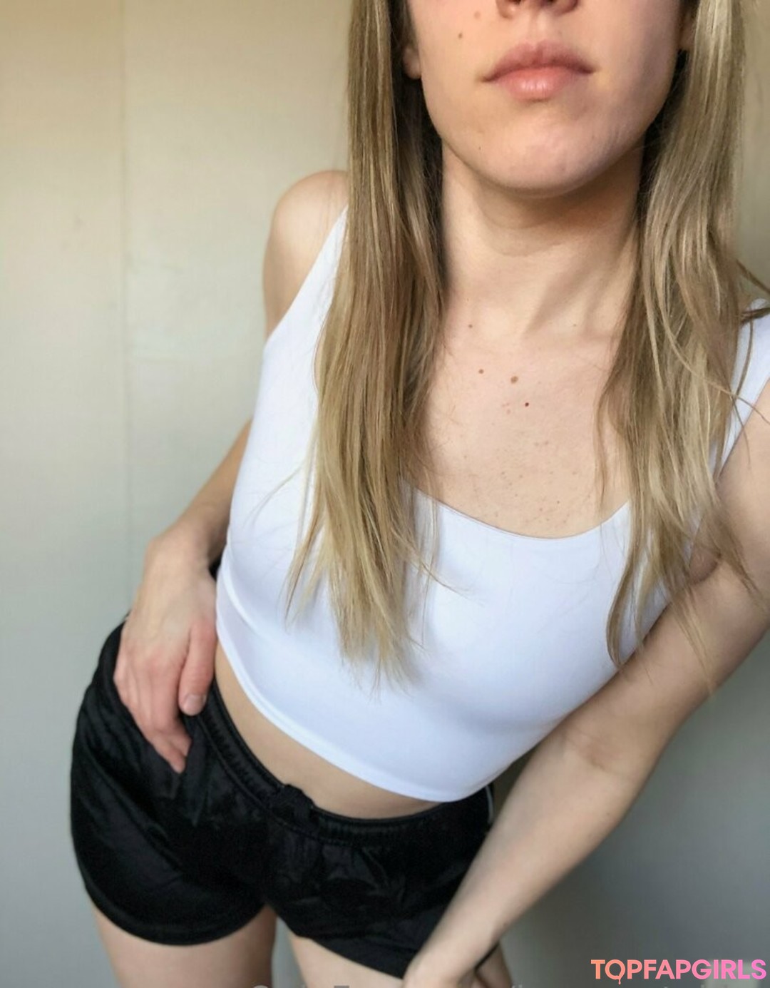 Foto desnuda filtrada de OnlyFans de Innocentabby #19 Foto desnuda filtrada de OnlyFans de Innocentabby #19