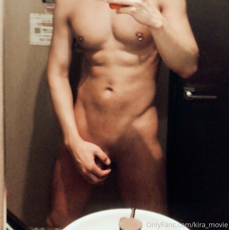 Foto desnuda filtrada de OnlyFans de Kiramovie