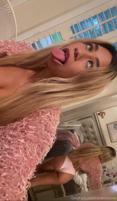 Roxannesims