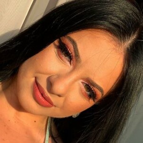 Foto desnuda filtrada de OnlyFans de Editholiviere