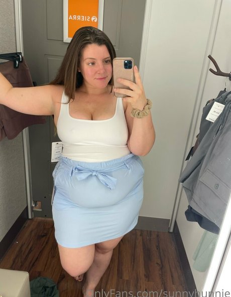 Foto desnuda filtrada de OnlyFans de Sunnyhunnie