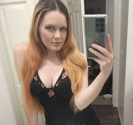Foto desnuda filtrada de OnlyFans de Nikkipardee
