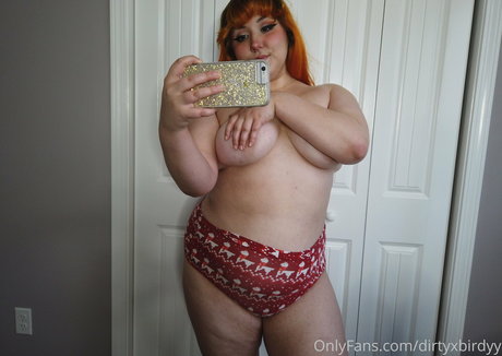 Foto desnuda filtrada de OnlyFans de Dirtyxbirdyy