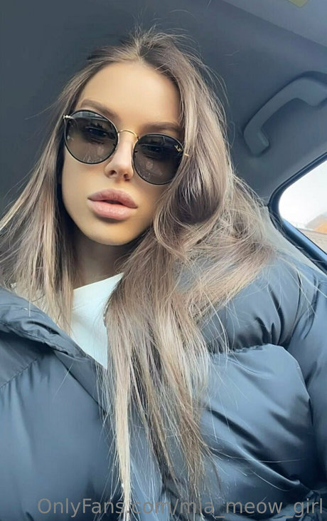 Foto desnuda filtrada de OnlyFans de Miameowgirl