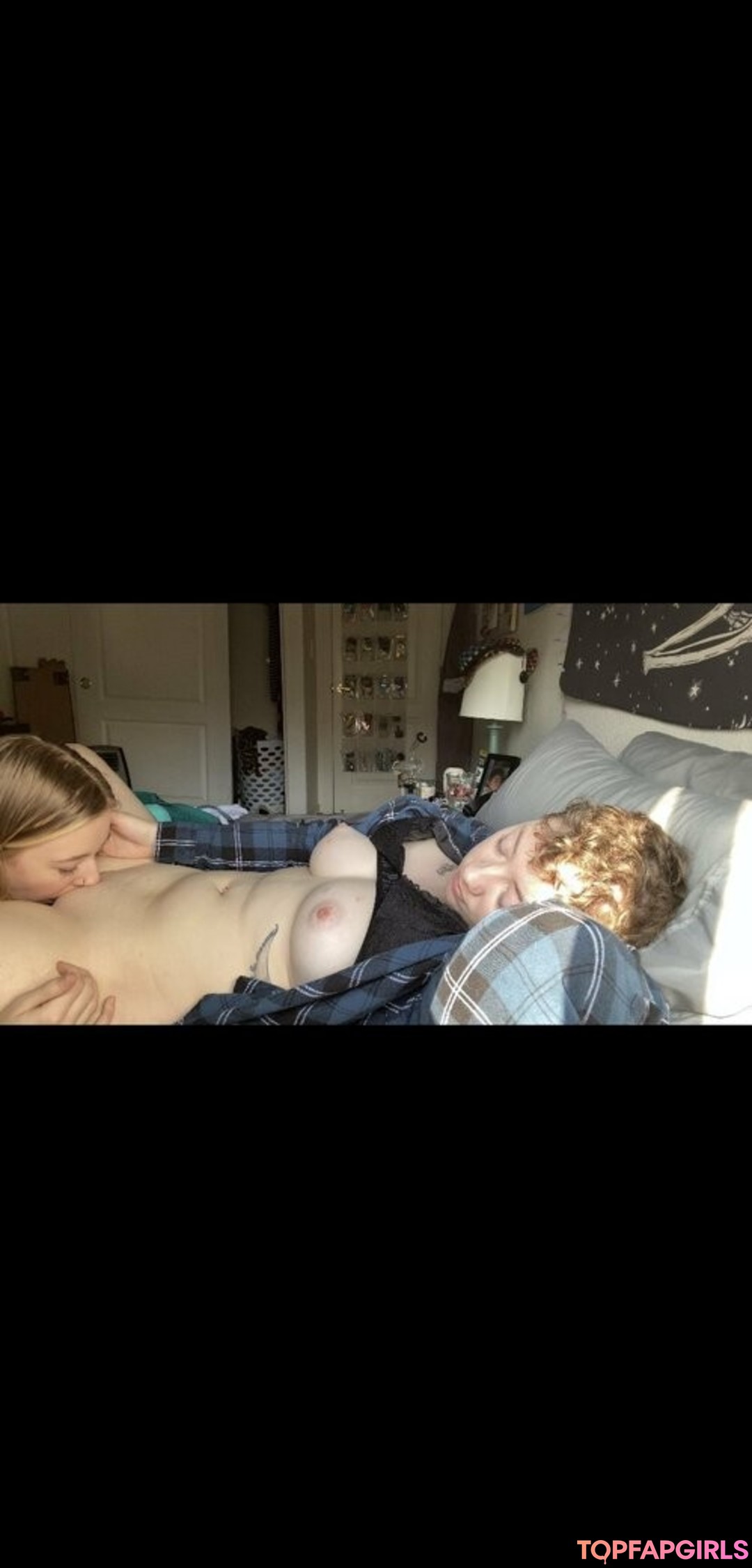 Foto desnuda filtrada de OnlyFans de Kittybrrooke #21 Foto desnuda filtrada de OnlyFans de Kittybrrooke #21