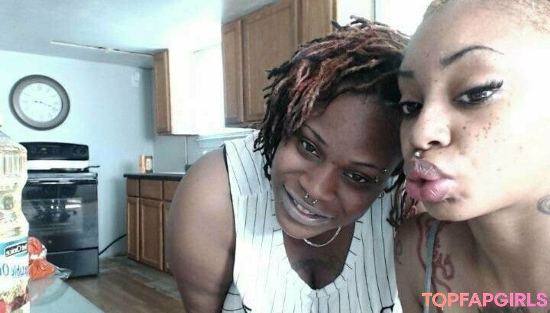 Foto desnuda filtrada de OnlyFans de Creamyexotica #53 Foto desnuda filtrada de OnlyFans de Creamyexotica #53