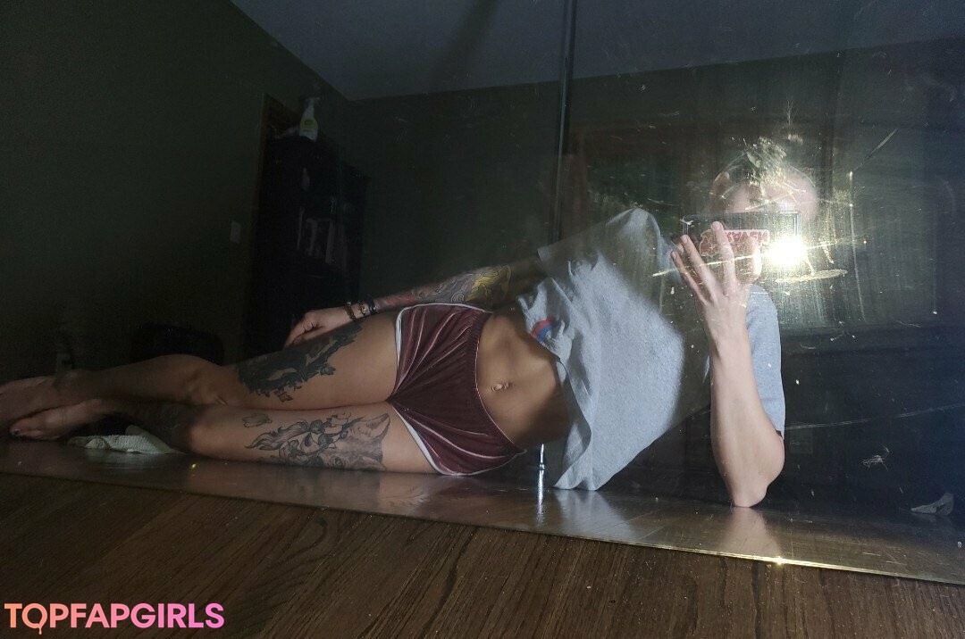 Foto desnuda filtrada de OnlyFans de Mikaylarainesfans #68 Foto desnuda filtrada de OnlyFans de Mikaylarainesfans #68