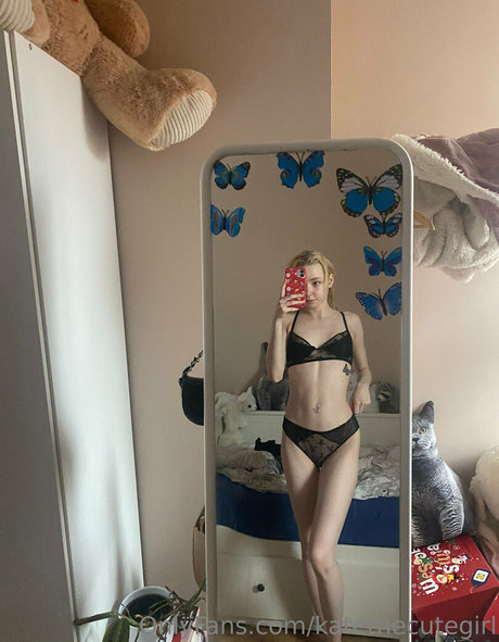 Foto desnuda filtrada de OnlyFans de Katethecutegirl