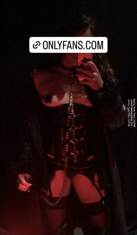 Foto desnuda filtrada de OnlyFans de Mostcharismaticgurl