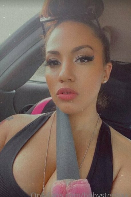 Foto desnuda filtrada de OnlyFans de Babystephxx