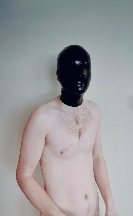 Foto desnuda filtrada de OnlyFans de Manfromearth