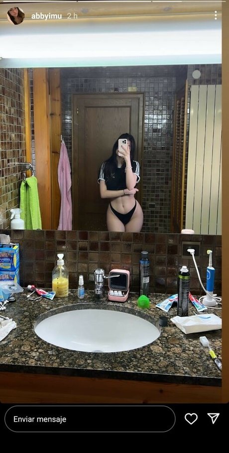 Foto desnuda filtrada de OnlyFans de Abbyimu