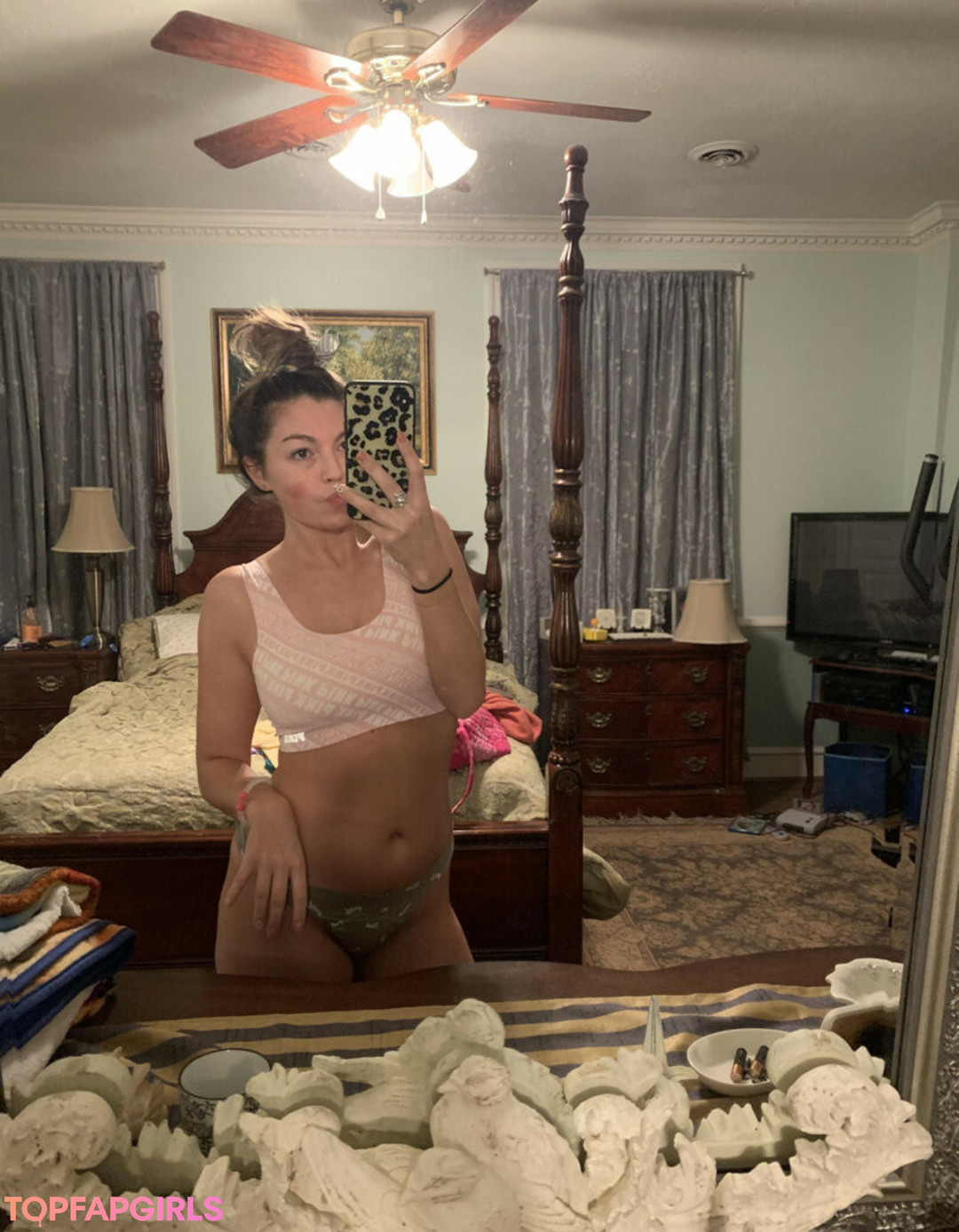Foto desnuda filtrada de OnlyFans de Emilayyy Babayy #92 Foto desnuda filtrada de OnlyFans de Emilayyy Babayy #92