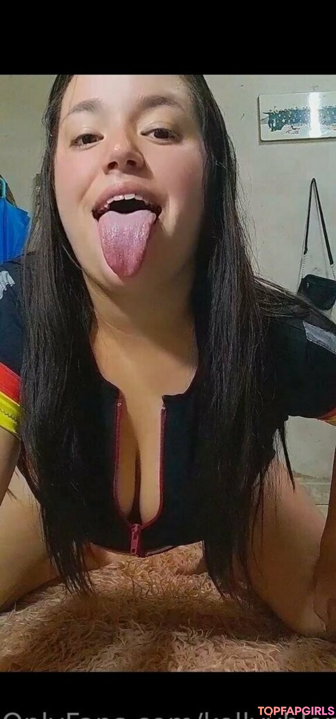 Foto desnuda filtrada de OnlyFans de Kellyyblonde #7 Foto desnuda filtrada de OnlyFans de Kellyyblonde #7