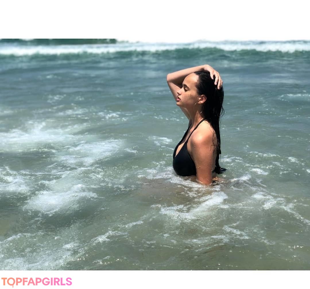 Foto desnuda filtrada de OnlyFans de Linoy Tavor #23 Foto desnuda filtrada de OnlyFans de Linoy Tavor #23