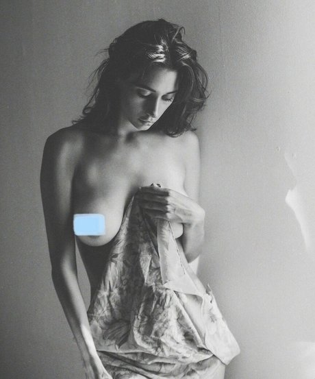 Foto desnuda filtrada de OnlyFans de Jennifer Laptiacru