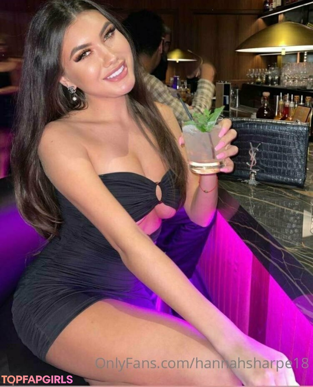 Foto desnuda filtrada de OnlyFans de Hannahsharpe18 #123 Foto desnuda filtrada de OnlyFans de Hannahsharpe18 #123