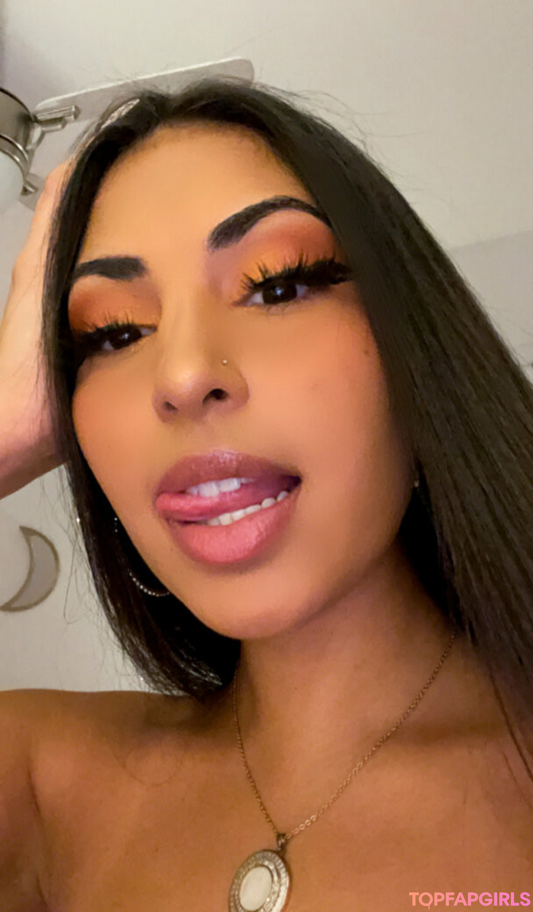 Foto desnuda filtrada de OnlyFans de Hannahsharpe18 #28 Foto desnuda filtrada de OnlyFans de Hannahsharpe18 #28