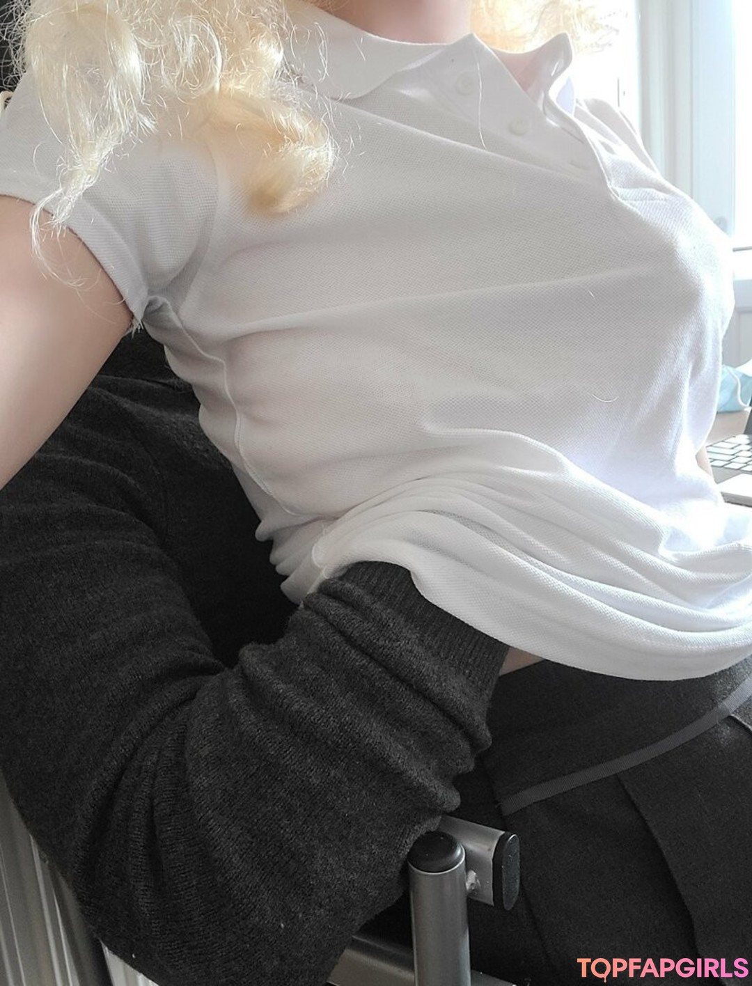 Foto desnuda filtrada de OnlyFans de Daughterfordaddy #13 Foto desnuda filtrada de OnlyFans de Daughterfordaddy #13