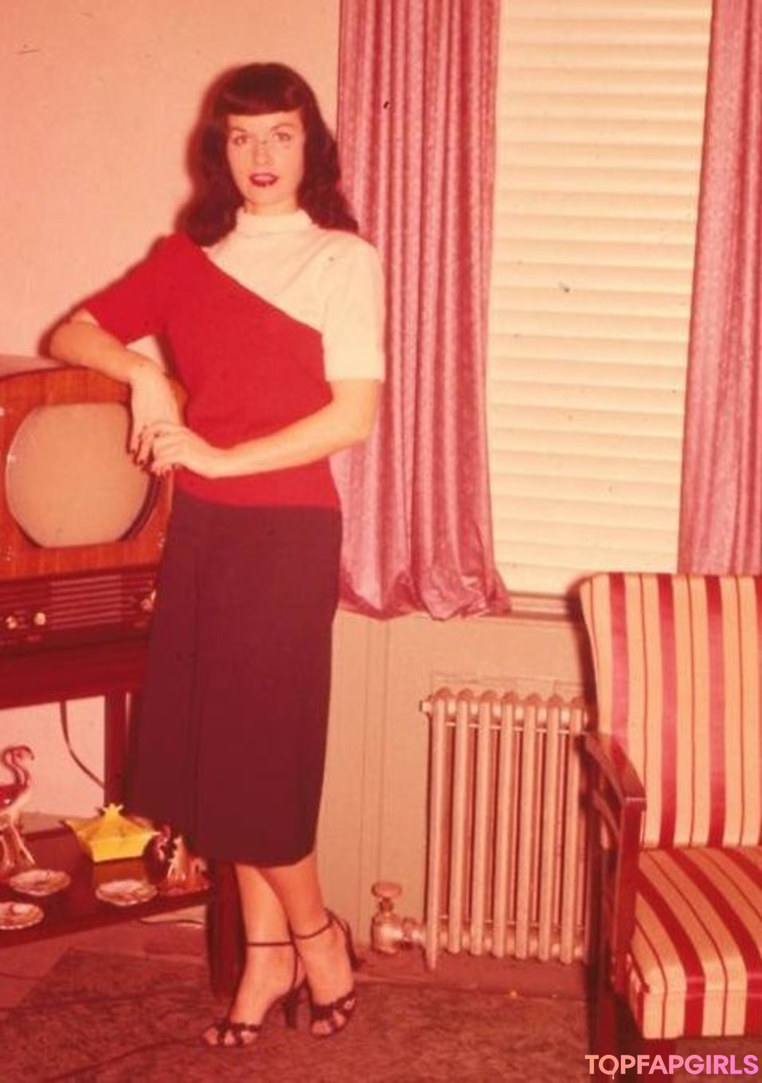 Foto desnuda filtrada de OnlyFans de Bettie Page #37 Foto desnuda filtrada de OnlyFans de Bettie Page #37