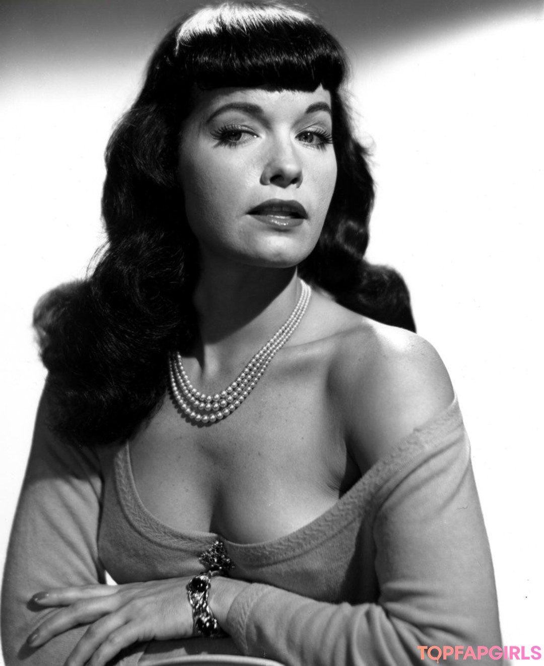 Foto desnuda filtrada de OnlyFans de Bettie Page #52 Foto desnuda filtrada de OnlyFans de Bettie Page #52
