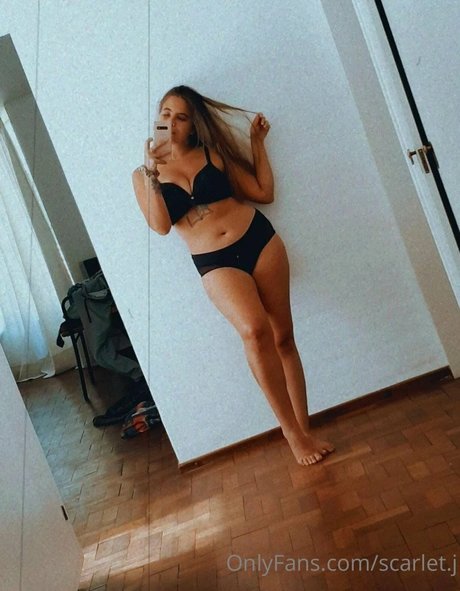 Scarlet Jo