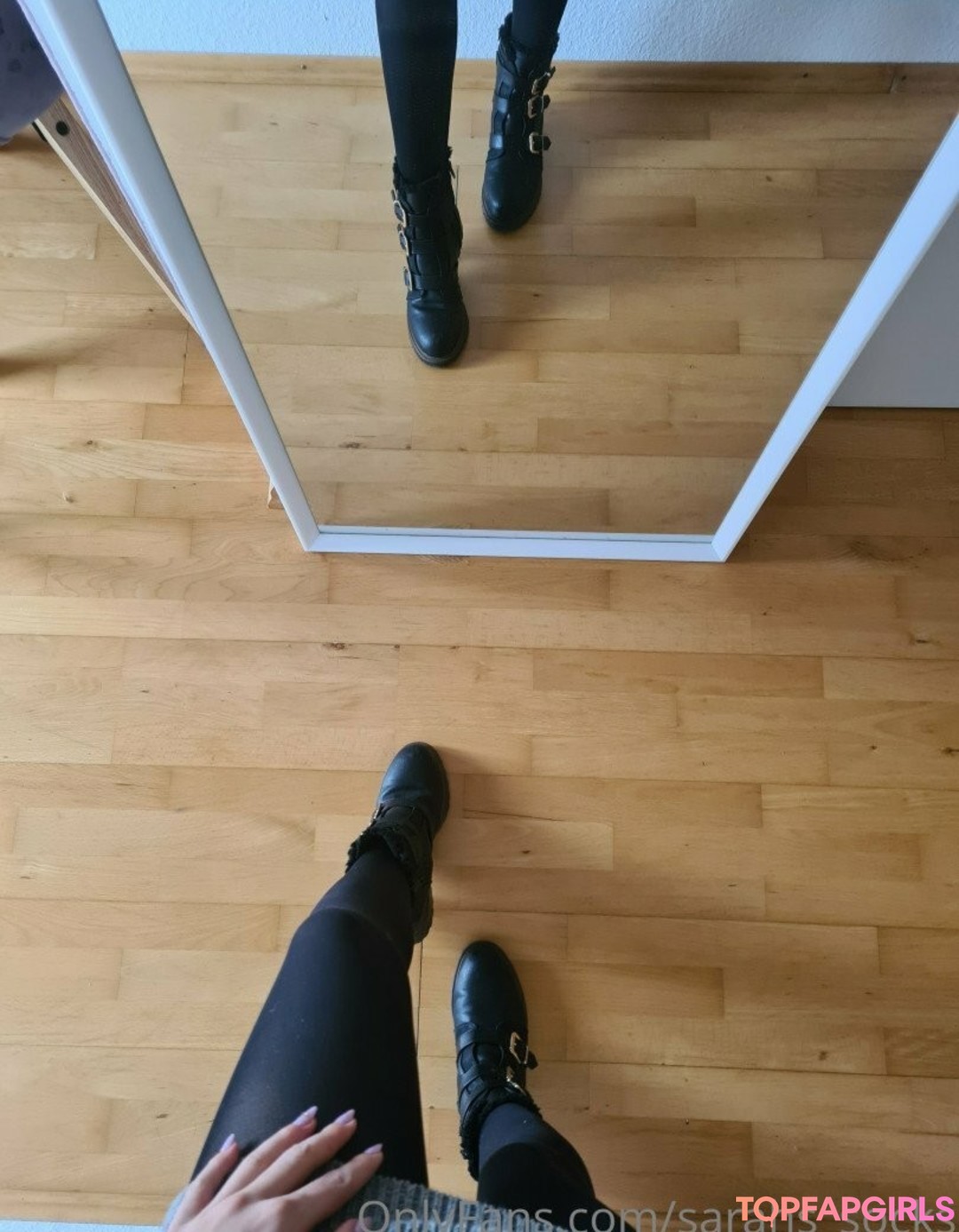 Foto desnuda filtrada de OnlyFans de Sarahsfetishworld #69 Foto desnuda filtrada de OnlyFans de Sarahsfetishworld #69