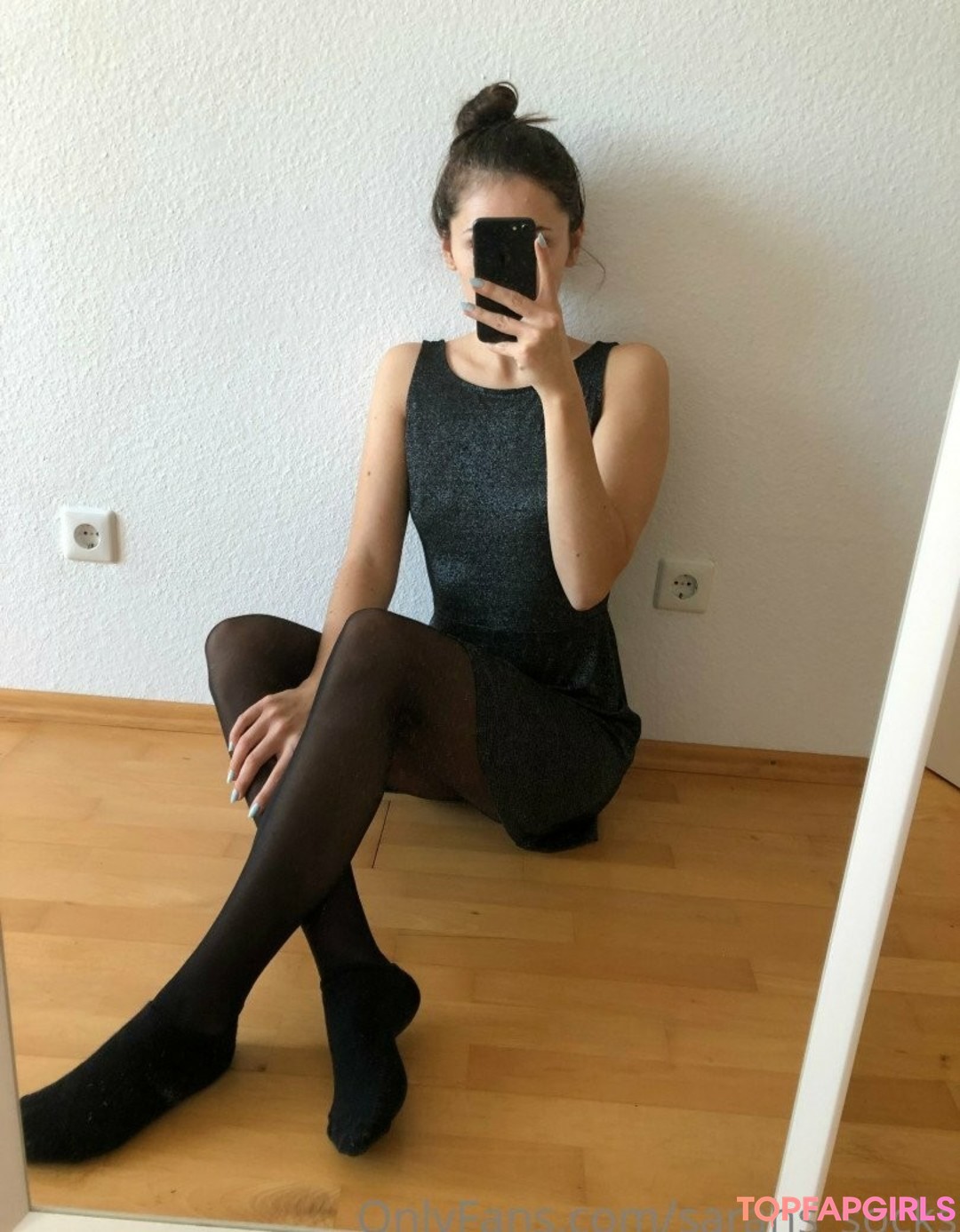 Foto desnuda filtrada de OnlyFans de Sarahsfetishworld #84 Foto desnuda filtrada de OnlyFans de Sarahsfetishworld #84