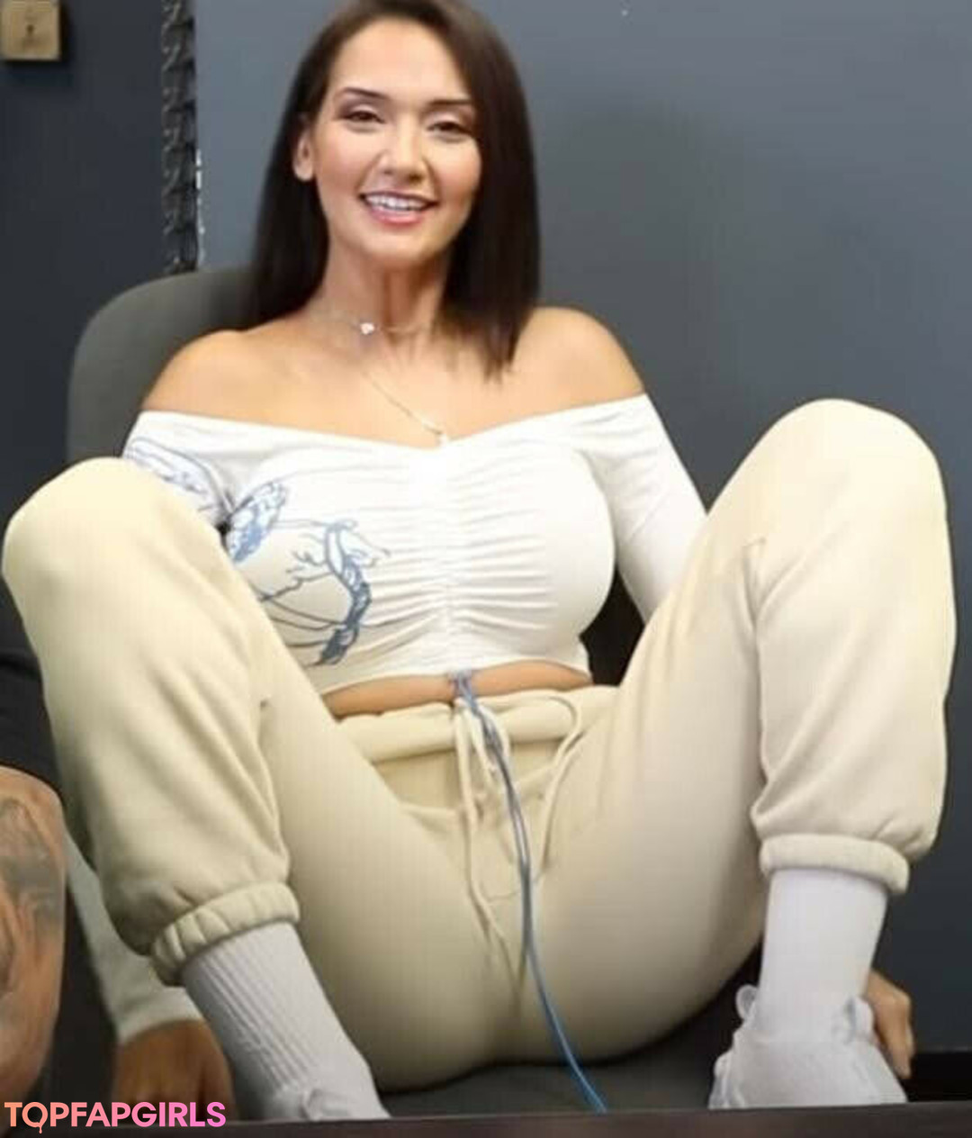 Foto desnuda filtrada de OnlyFans de Geo Antoinette #24 Foto desnuda filtrada de OnlyFans de Geo Antoinette #24