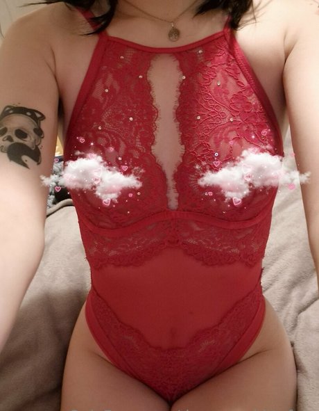 Foto desnuda filtrada de OnlyFans de Dumpsterkittyfree