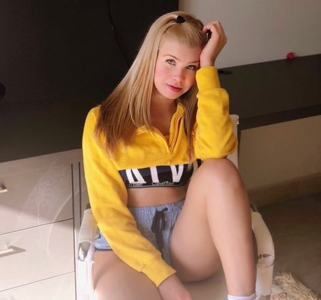 Foto desnuda filtrada de OnlyFans de Izza Kowalski