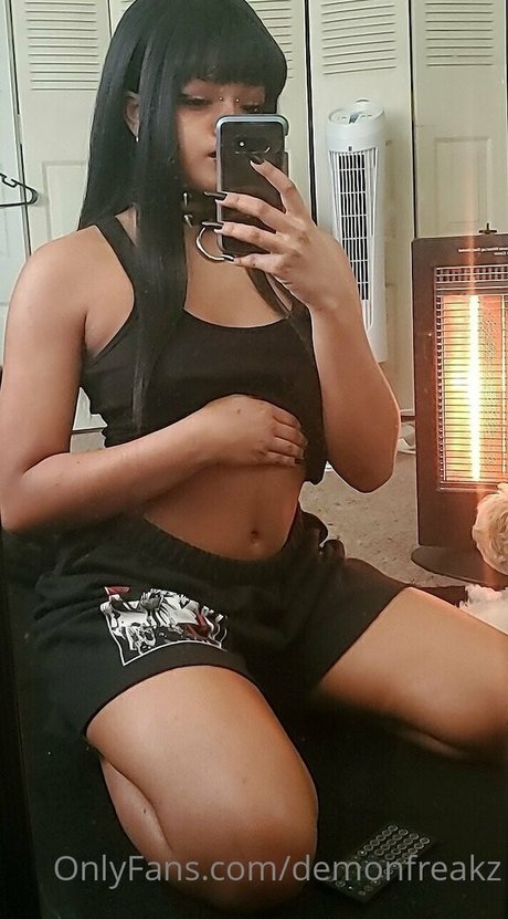 Foto desnuda filtrada de OnlyFans de Demonfreakz
