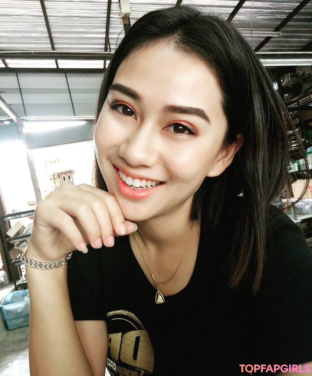 Foto desnuda filtrada de OnlyFans de Saowalak Saifak #406 Foto desnuda filtrada de OnlyFans de Saowalak Saifak #406