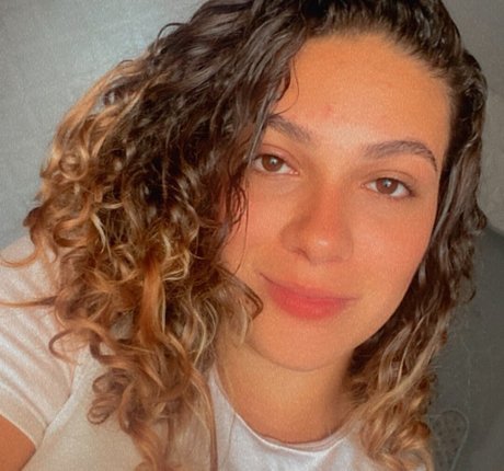 Leila Caetano