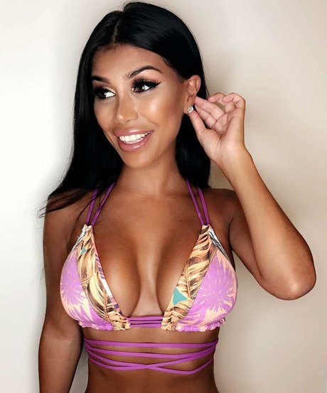 Isabel Raad
