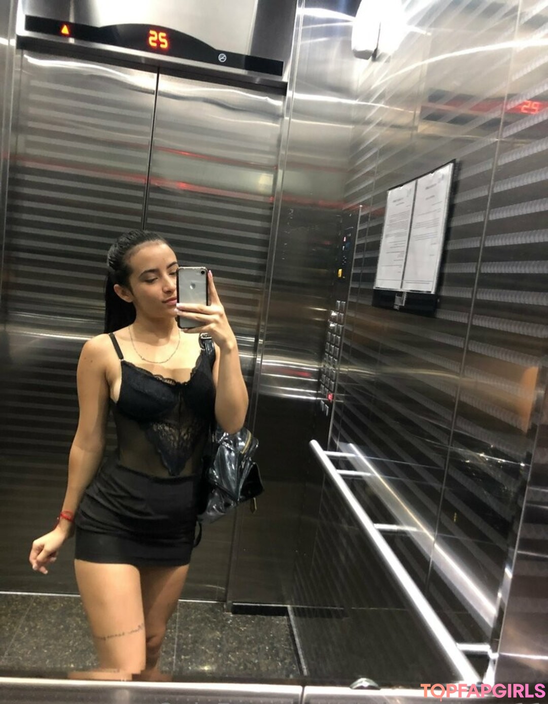 Foto desnuda filtrada de OnlyFans de Babygirlluna12 #1 Foto desnuda filtrada de OnlyFans de Babygirlluna12 #1