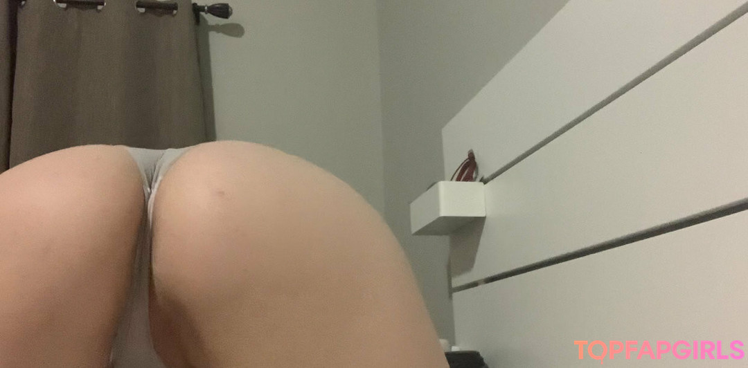 Foto desnuda filtrada de OnlyFans de Doreencurves #178 Foto desnuda filtrada de OnlyFans de Doreencurves #178