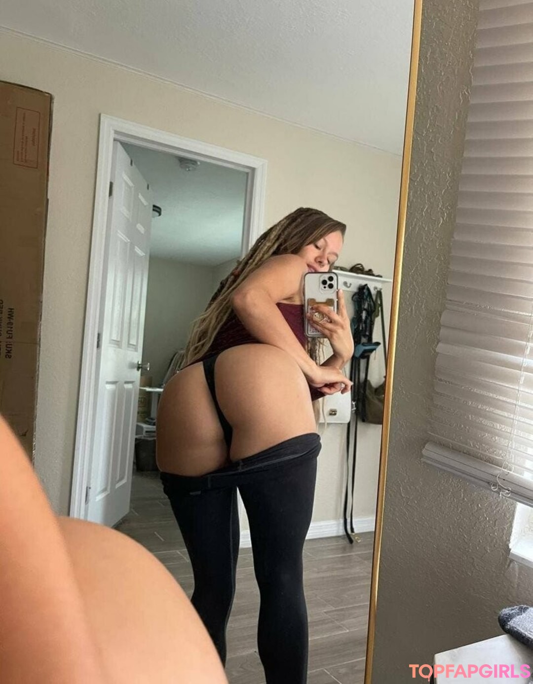 Foto desnuda filtrada de OnlyFans de Naomiswann #121 Foto desnuda filtrada de OnlyFans de Naomiswann #121