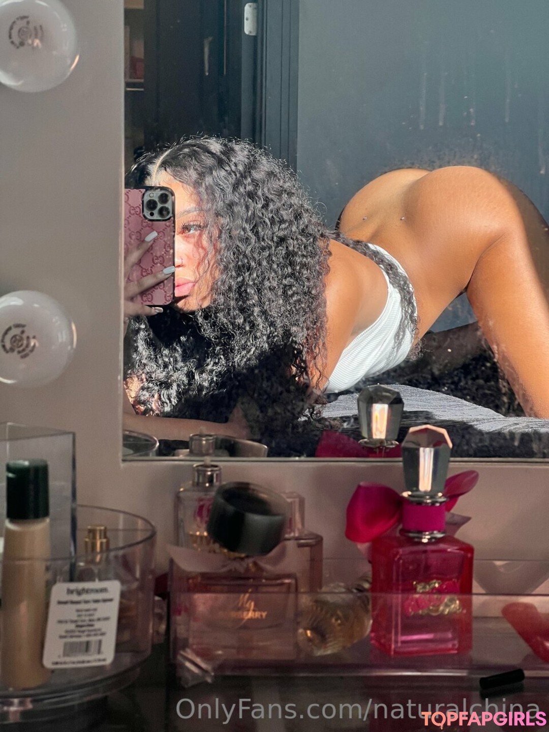 Foto desnuda filtrada de OnlyFans de Bubble Booty #247 Foto desnuda filtrada de OnlyFans de Bubble Booty #247