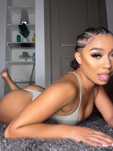 Foto desnuda filtrada de OnlyFans de Bubble Booty
