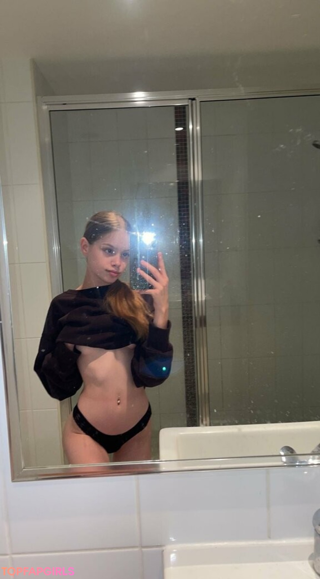 Foto desnuda filtrada de OnlyFans de Onlyfanswmadi #23 Foto desnuda filtrada de OnlyFans de Onlyfanswmadi #23