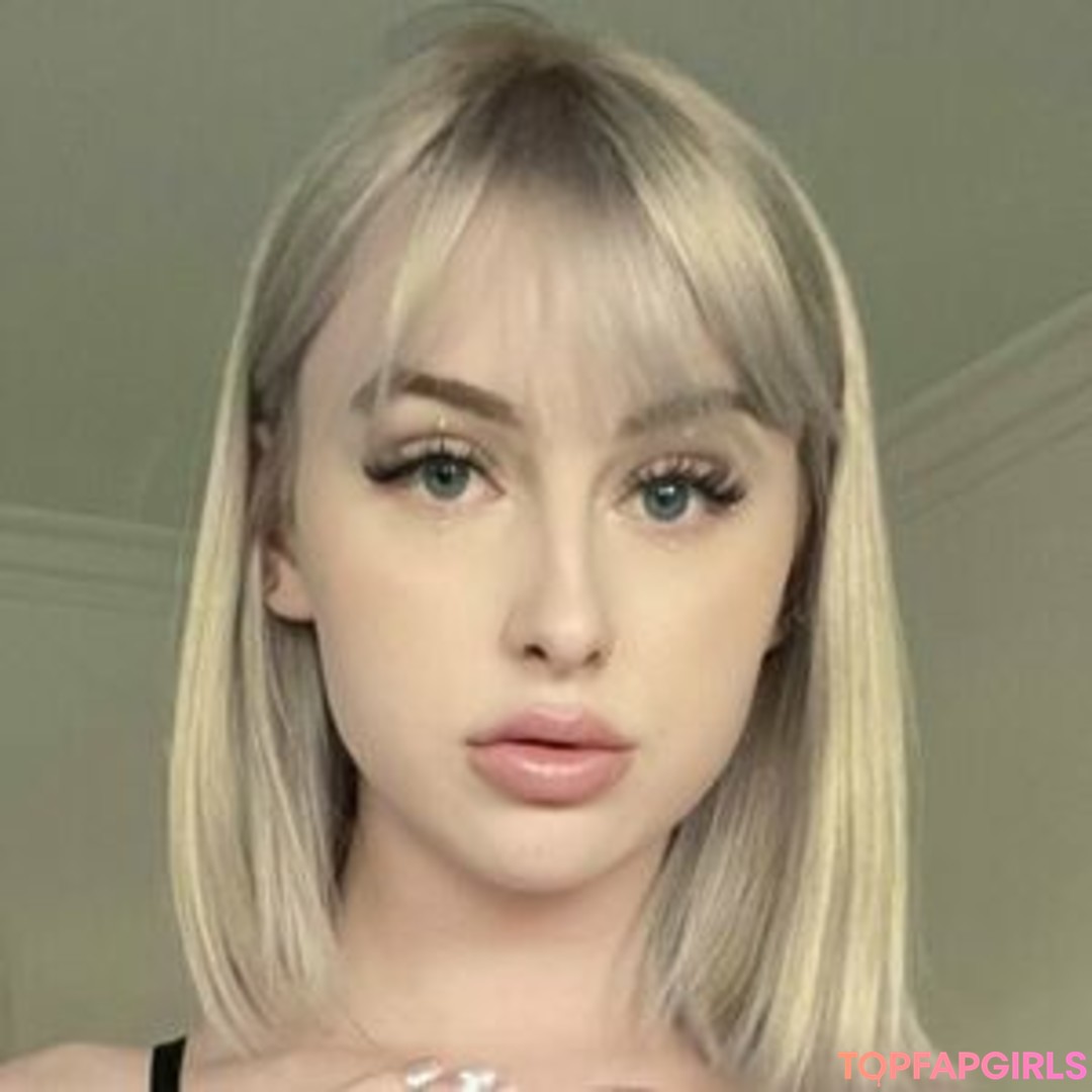 Foto desnuda filtrada de OnlyFans de Mysweetapple #14 Foto desnuda filtrada de OnlyFans de Mysweetapple #14