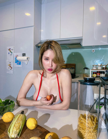 Foto desnuda filtrada de OnlyFans de Yui Xin