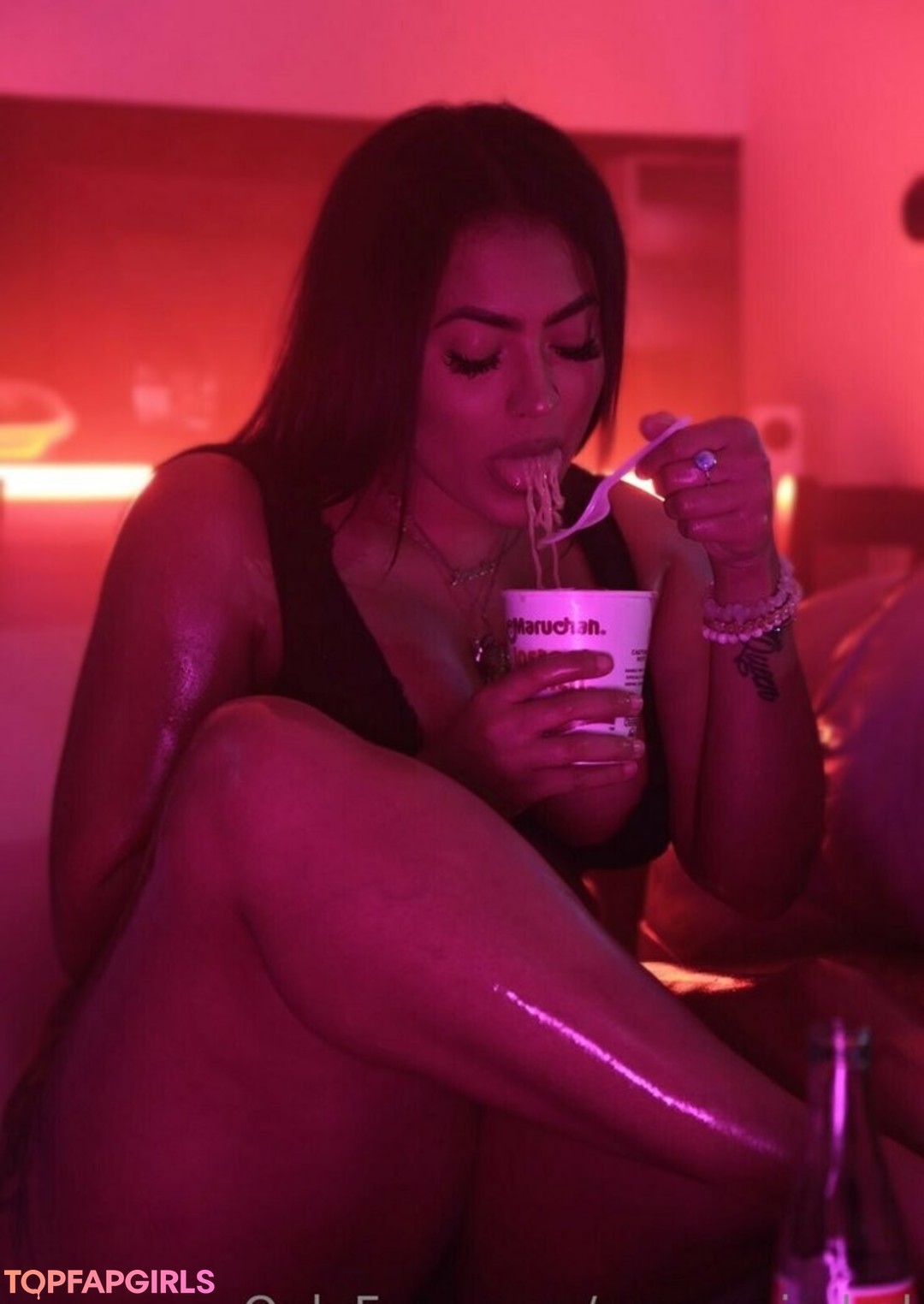 Foto desnuda filtrada de OnlyFans de Youngnjaded #1 Foto desnuda filtrada de OnlyFans de Youngnjaded #1