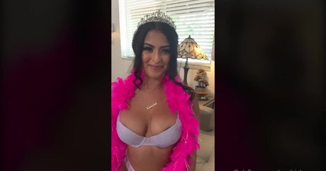 Sophia Leone