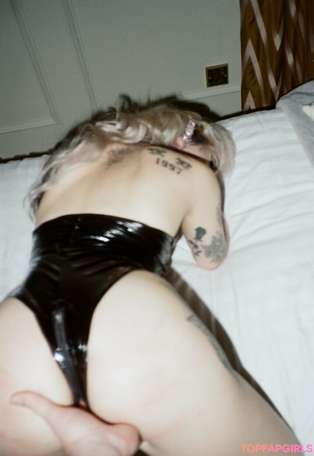 Foto desnuda filtrada de OnlyFans de Crystalgirl #106 Foto desnuda filtrada de OnlyFans de Crystalgirl #106