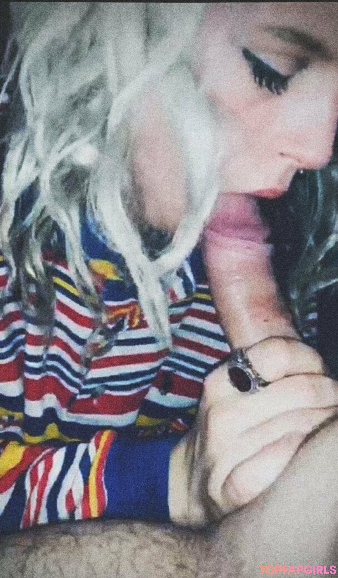 Foto desnuda filtrada de OnlyFans de Crystalgirl #169 Foto desnuda filtrada de OnlyFans de Crystalgirl #169