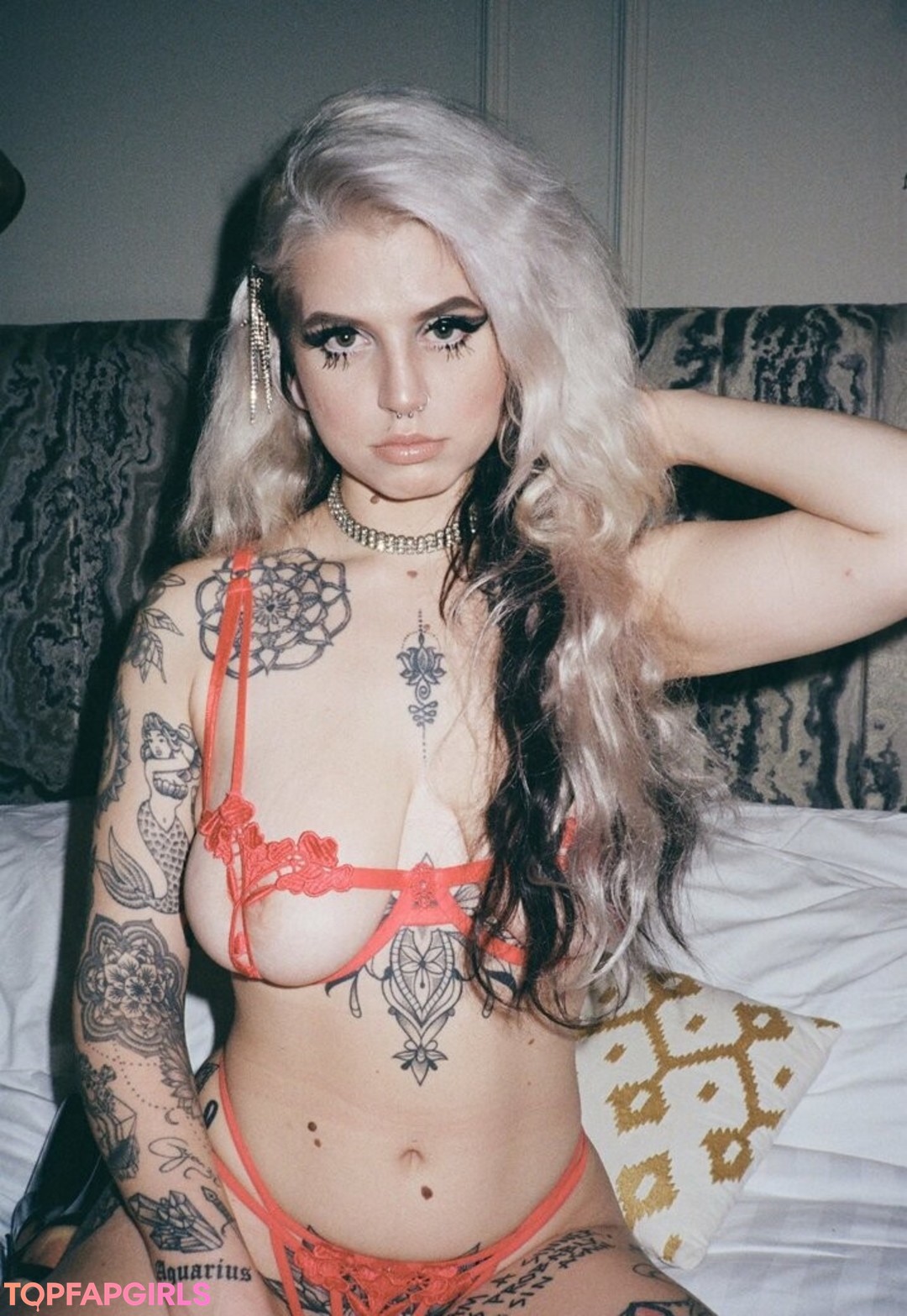 Foto desnuda filtrada de OnlyFans de Crystalgirl #236 Foto desnuda filtrada de OnlyFans de Crystalgirl #236